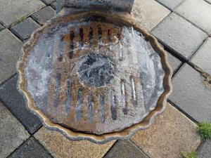 Tekirdağ’da Sibirya soğukları: Musluklar ve süs havuzları dondu