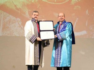 Gazi Üniversitesinden KKTC Cumhurbaşkanı Tatar’a Fahri Doktora Belgesi