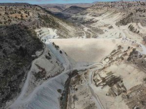 Alaköprü Barajı’nda çalışmalar hız kesmeden sürüyor
