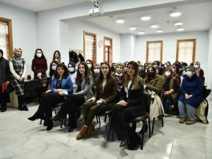 Mamaklı kadınlar sağlık seminerinde buluştu