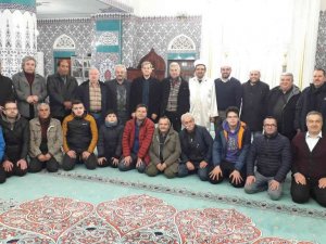 Merhum yarenler için mevlit okutuldu