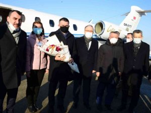 Tarım ve Orman Bakanı Pakdemirli protokol tarafından karşılandı