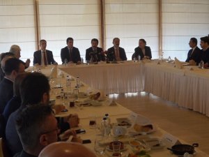 Denizli AK Parti yeni Türkiye ekonomi modelini oda ve STK’lara anlattı