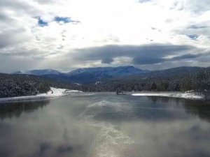 Tabiat harikası Akdağ’da kış güzelliği havadan görüntülendi