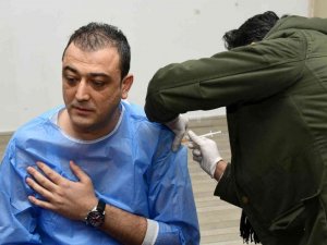 Vaka sayısının sıfır olduğu Çatak’ta 3. doz aşı seferberliği