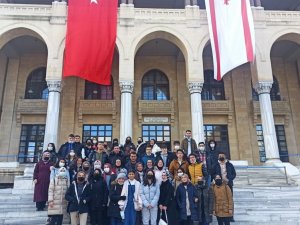 Emet’te üniversite sınavlarına hazırlanan öğrencilerin Ankara gezisi