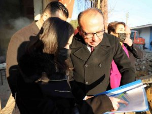 Gıda Çarşısı’nın 30 yıllık yol sorunu tarih oluyor