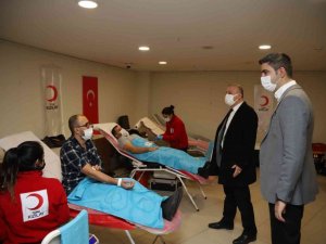 Kartal Belediyesi ve Kızılay’dan kan bağışı kampanyası
