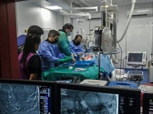 Felçli hastaya başarılı müdahale