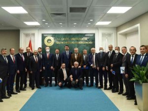 Kütahya heyetinden Bakan Kurum’a teşekkür ziyareti