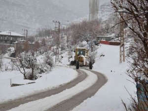 Kardan kapanan yollar bir bir açılıyor