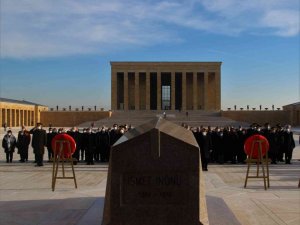 Vefatının 48. yılında İsmet İnönü kabri başında anıldı