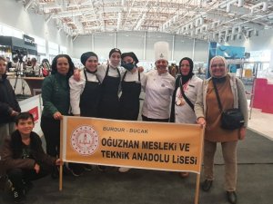 Burdurlu öğrenciler uluslararası yarışmaya damga vurdu