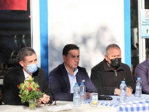 Kaymakam Bayar ve Başkan Aras Pınarlıbelen halkıyla bir araya geldi