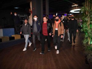 Başkan Yazıcı, gençlerle birlikte izlediği Matrix filmini yorumladı