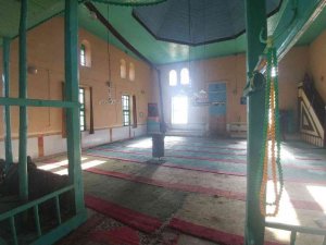 Garip kalan caminin hüzün veren hikayesi