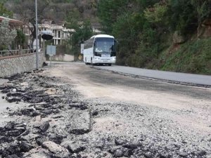 Uludağ’da sezon açıldı, yol çalışması 2 aydır çileye döndü