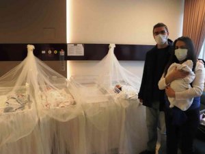 Samsunlu çiftin ’dördüz’ bebek mutluluğu