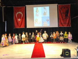 Başak Koleji’nde geri dönüşüm defilesi