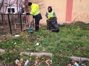 Belediye ekiplerinden temizlik seferberliği