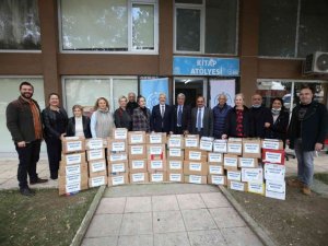 Emekliler Meclisi’nin 100 bininci kitap gururu