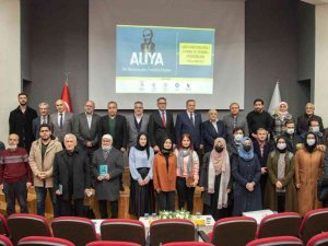 Selçuk Üniversitesinde ‘Aliya İzzetbegoviç’ paneli