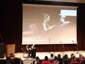 AÜ’de ‘Barış Manço İle Bir Gün’ etkinliği