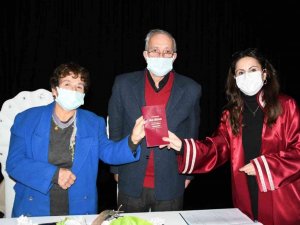 Kuşadası’nda bir yılda 905 çift mutluluğa imza attı