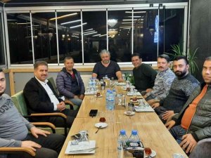 Milletvekili Fırat gazetecilerle bir araya geldi