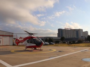 Ambulans helikopter Meryem bebek için havalandı