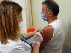 Yozgat’ta yerli aşı TURKOVAC’ın uygulanmasına başlandı