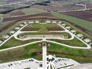 Balkan Savaşlarında karargah olarak kullanılan en büyük tabya, Bakan Ersoy’un katılımıyla müze olarak açıldı