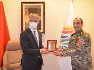 Azerbaycanlı komutan yeniden Marmaris’te