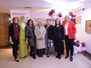 Profesörlerden "emzirme danışmanlığı ve relaktasyon" semineri