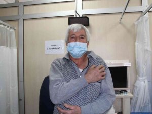 İzmir’de Turkovac aşısı uygulanmaya başladı