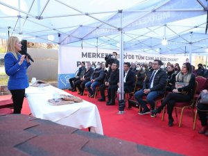 Başkan Doğan hayvan severlerle bir araya geldi