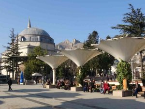 Yılın son günü güneşin tadını çıkardılar