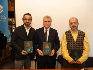 Tarihe yazılan isimler ve hikayeleri bu kitapta buluştu