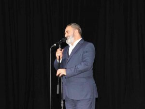Dursun Ali Erzincanlı naatları ile kalplerin pasını sildi