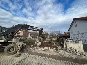 Cumayeri Belediyesi kış aylarında da yoğun mesaide