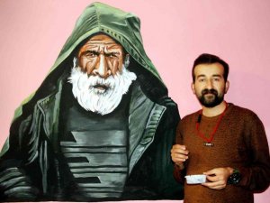 Yüksekova’nın sokakları sevilen simalarla süsleniyor