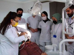 Van YYÜ Diş Fakültesi teknolojik cihazlarla bölge halkına hizmet veriyor