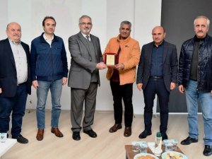 Dr. Akpınar: “Bitkilerde yerel bilgiler çok önemli”