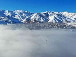 Muş’ta sisle gelen eşsiz manzara