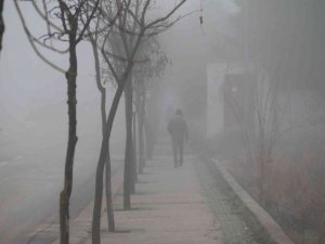 Eskişehir yeni haftaya sis ile başladı