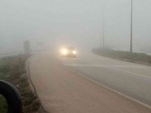 Bandırma’da sis etkili oldu