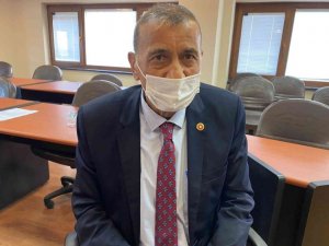 Ayak ağrısı ile hastaneye başvurdu, korona virüse yakalandığı ortaya çıktı