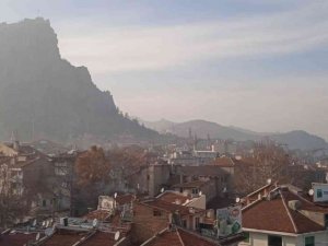 Afyonkarahisar yeni haftaya sıcak havayla başladı