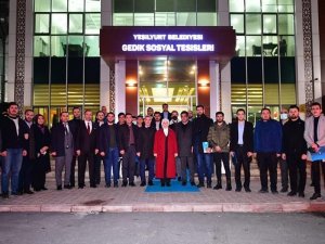 Siyasiler, genç sivil toplum kuruluşlarıyla bir araya geldiler