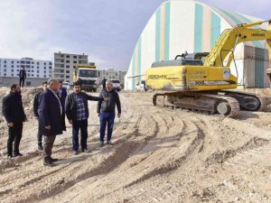 Soylu sahada devam eden çalışmaları yerinde inceledi